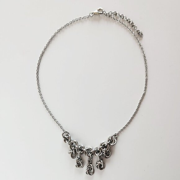 Goth romantic Mobius Rose chandelier choker necklace ✦ handmade chainmaille ✦ - Picture 6 of 8